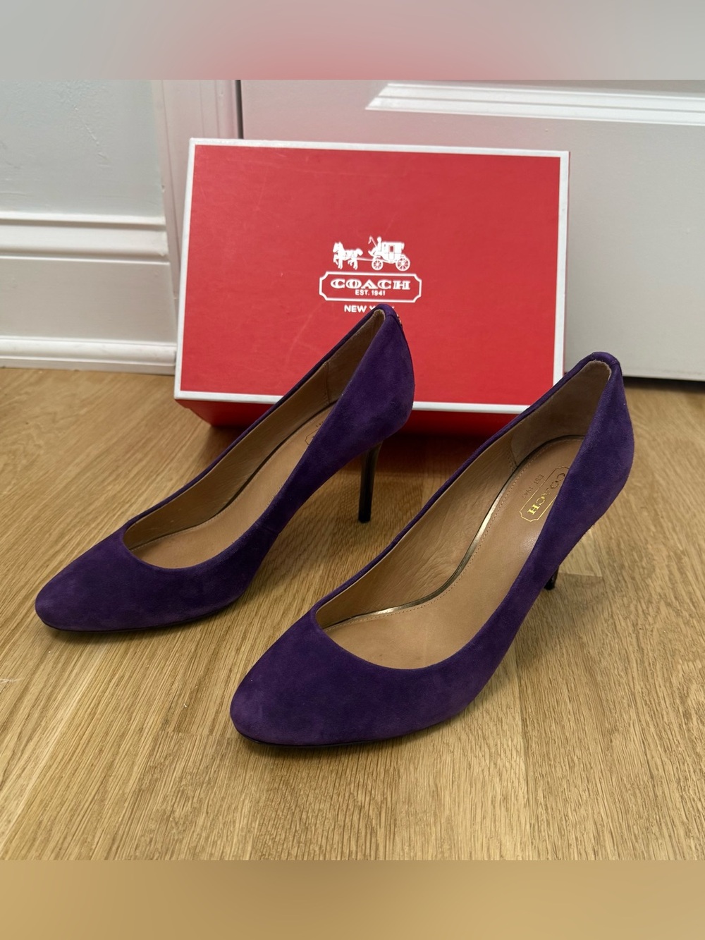 Coach Nala Kid Suede Pumps in Plum Purple